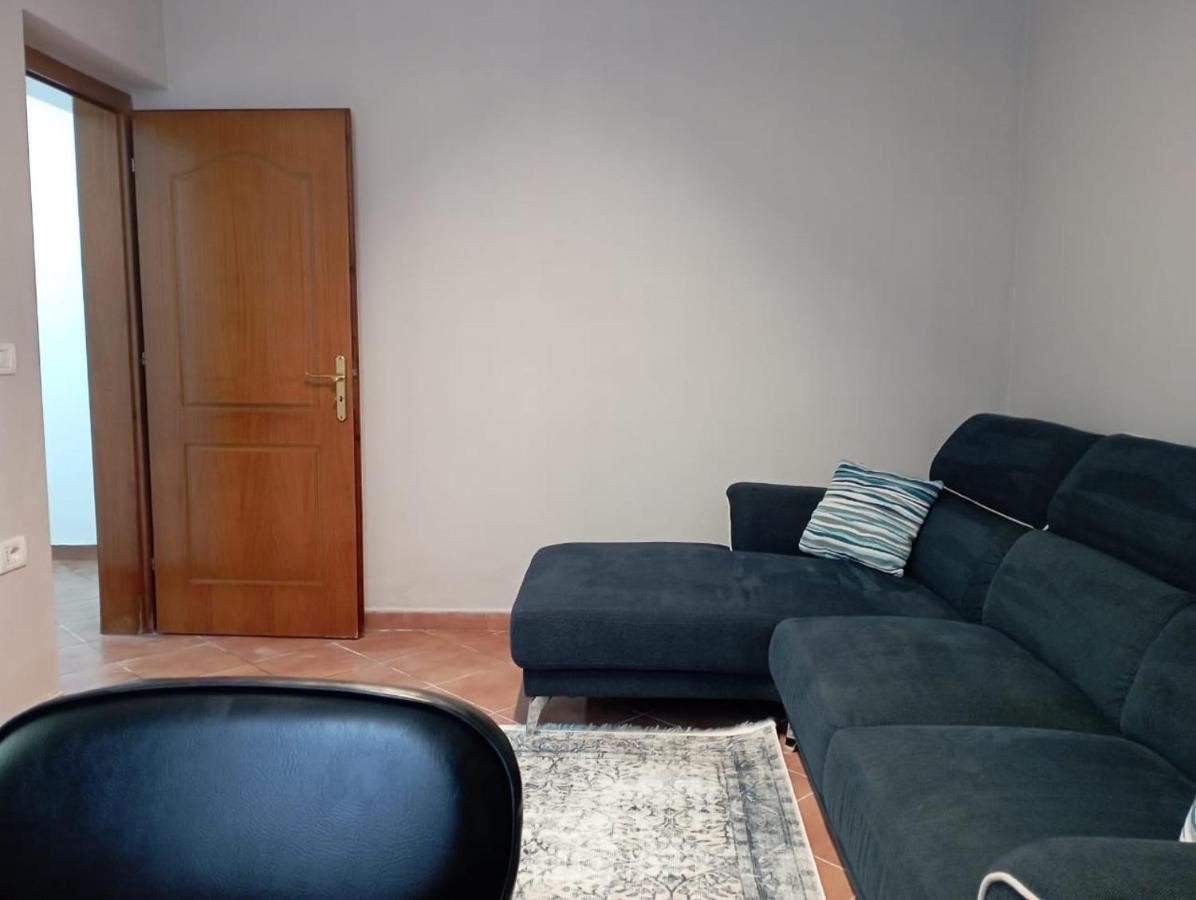 Apartament Apartamenti Leti *